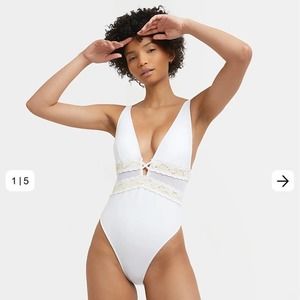 River Island WHITE EMBROIDERED PLUNGE SWIMSUIT